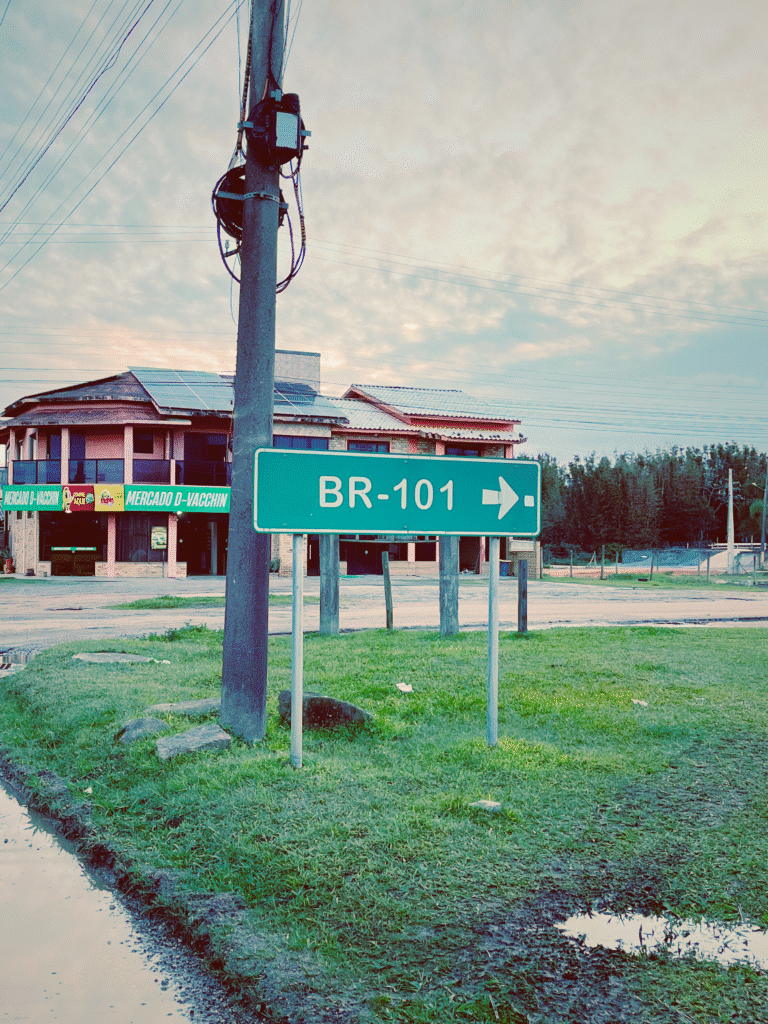 ilustrar a BR 101 no projeto Se Nossa KOmbi Falasse